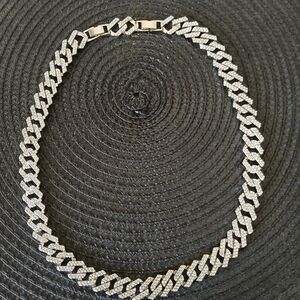 Artune Jewelry Pavé  Swarovski Crystal Cuban Link Necklace. White Rhodium Plated